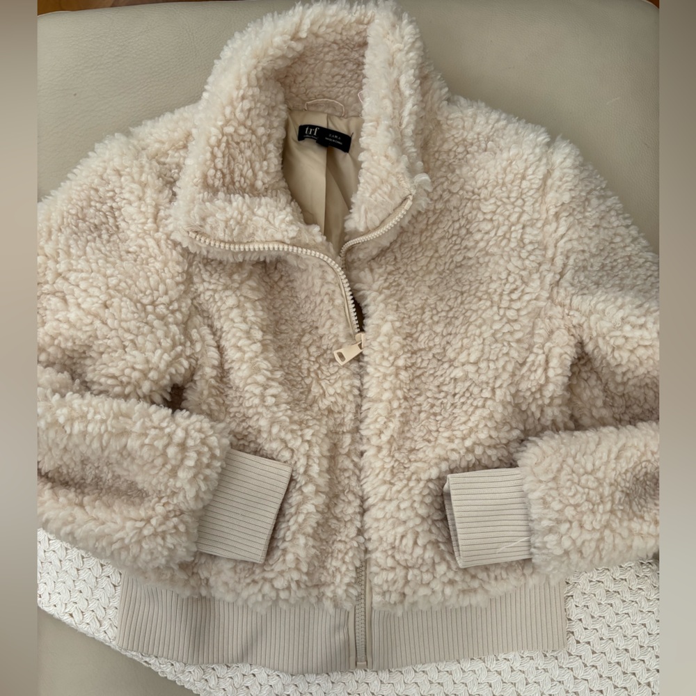 ZARA PUFFY JACKET💖HP💖